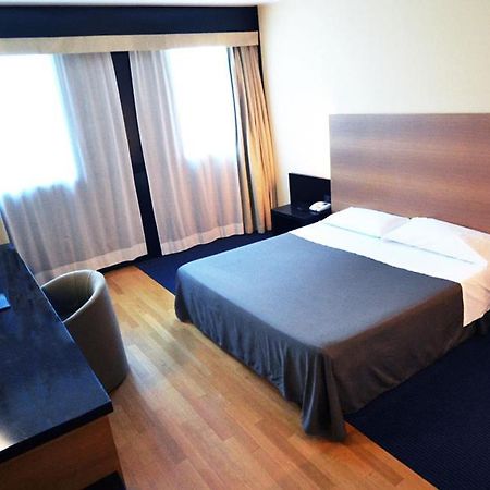 Golf Hotel Milano Opera Esterno foto
